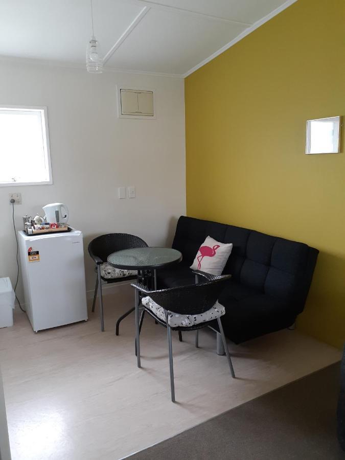 Featherston Motels And Camping Exterior foto