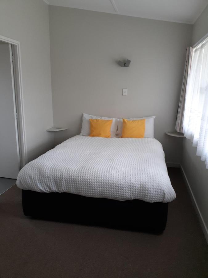 Featherston Motels And Camping Exterior foto